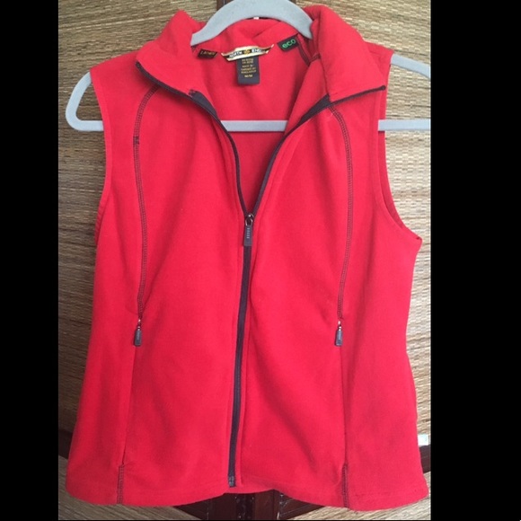 North End, eco Vest - Picture 1 of 3